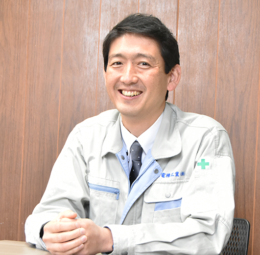 代表取締役社長 諏訪 良介